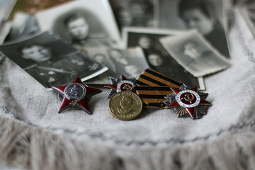 World War II medals cigarette case and photos
