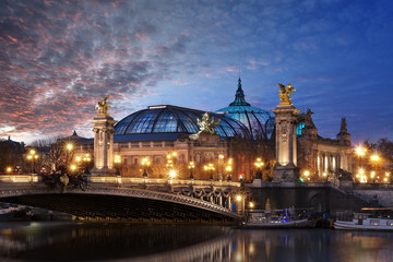 Obraz premium Pont Alexandre III Paris