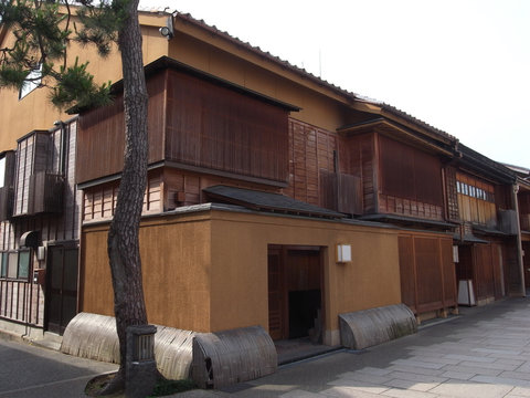 金沢　茶屋町の町並み