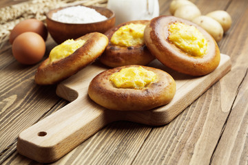 Shangi- patties with cottage cheese or potatoes