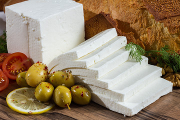 Peynir Zeytin ve Ekmek