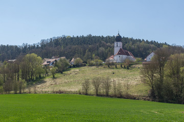 Fototapeta na wymiar Church of Wiefelsdorf in spring