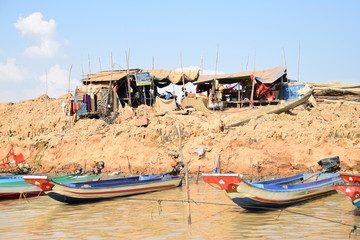 Fototapeta na wymiar Slum am Tonle Sap
