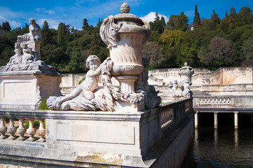 Fototapeta na wymiar Jardin de la fontaine, Nîmes.