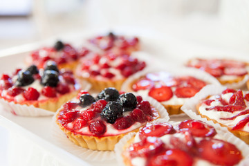 traditional russian pavlova cake with berries
