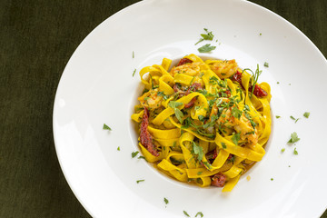 italian pasta with dry tomatoes