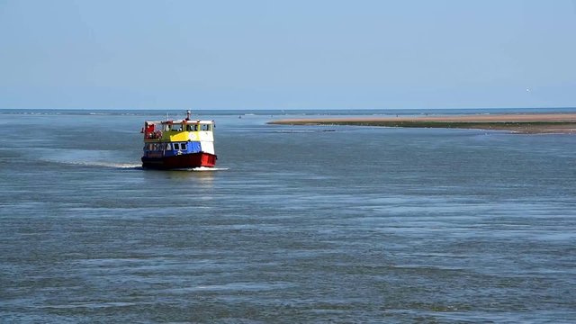 Trip boat on River Exe, near the mouth of the river