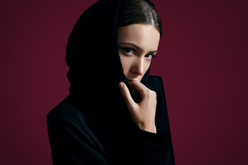 Fototapeta premium woman with beauty eyes on a colored background
