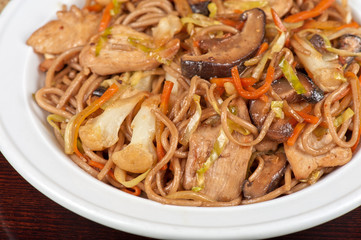 buckwheat noodles with chicken