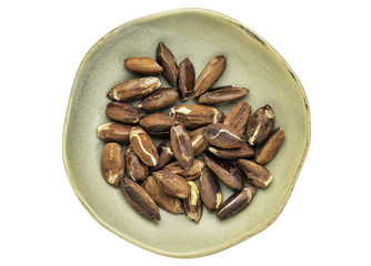 roasted pili nuts