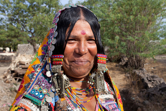 India-Lambani-woman-vibha-6405