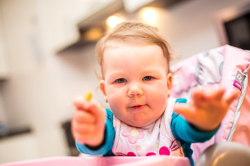 Fototapeta premium feeding baby