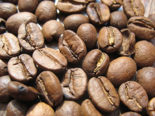 Зерна натурального кофе