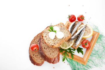 sardines on slice bread