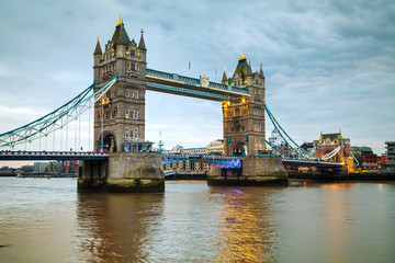 Fototapeta na wymiar Tower bridge in London, Great Britain