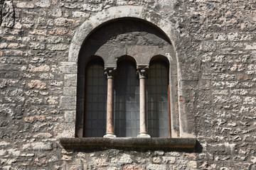 finestra duomo antica
