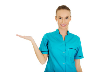 Doctor woman hand showing something on palm.