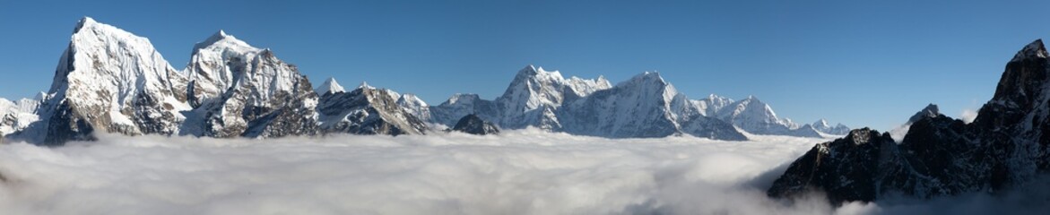 Obraz premium Panoramic scenery view from Gokyo Ri
