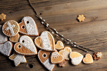 gingerbread heart-shaped