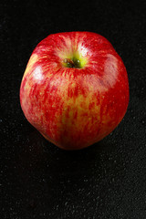 red apple