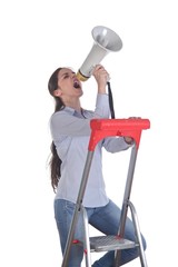 Junge Frau mit Megaphone