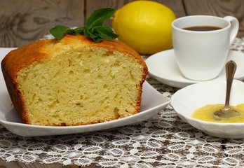 Lemon cupcake