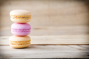 Macaroons.