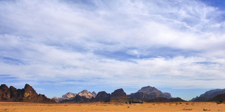 Wadi Rum desert © Oleg Znamenskiy