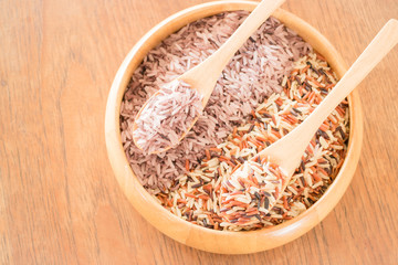 Organic multi whole grain of jasmine rice