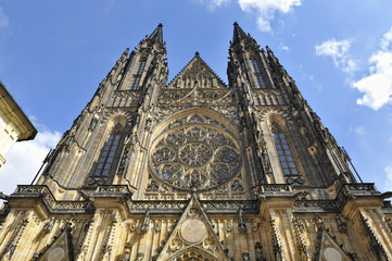 Fototapeta na wymiar Praga cattedrale di San Vito