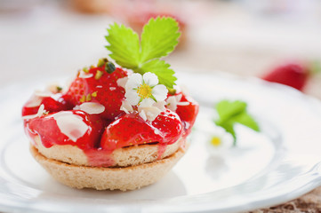 Erdebeertartelettes