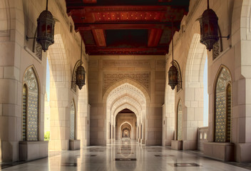 Sultan Qaboos Grand Mosque in Muscat, Oman - obrazy, fototapety, plakaty