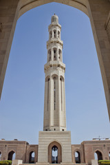 Fototapeta na wymiar Sultan Qaboos Grand Mosque in Muscat, Oman