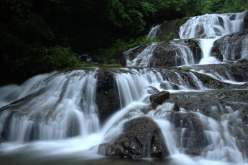 Fototapeta premium Wodospad zatrzymania ryb