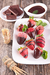 strawberry and chocolate sauce