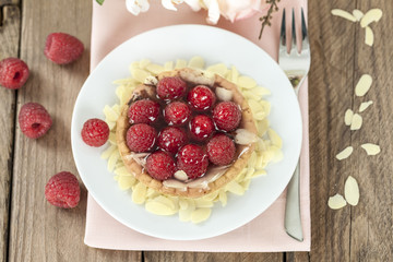Tartelette mit Himbeeren