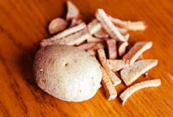 Crackers and boiled potatoes
