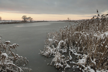 пруд на закате © meatbull