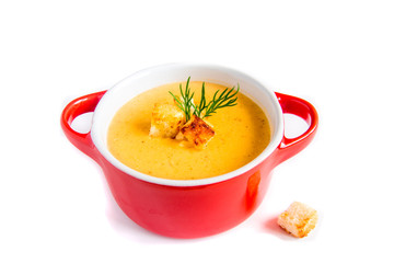 Cream soup with croutons