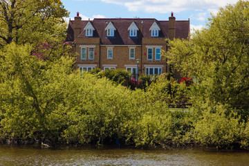 Fototapeta premium House on the bank of Thames. London