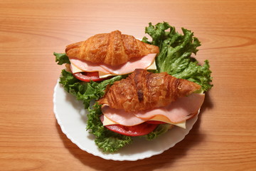 クロワッサンサンド