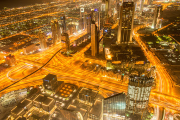 Obraz premium Panorama of night Dubai during sunset