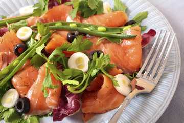 Smoked salmon salad