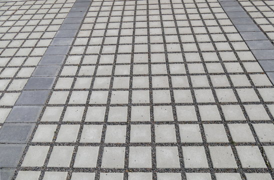 Durchl&auml;ssiges Betonpflaster