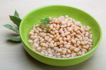 White canned beans