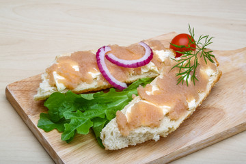 Sandwich with cod roe