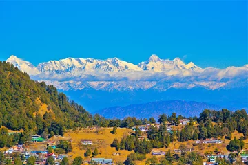Keuken foto achterwand Himalaya Uitzicht op de Himalaya vanaf de top van Tiffin, Nainital
