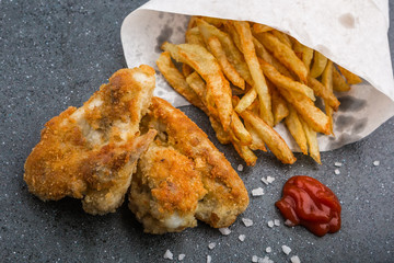 Crisp crunchy golden chicken wings French fries