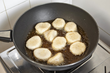Frying fish cake