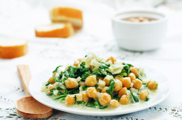 chickpeas and spinach curry